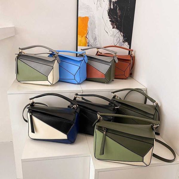 

small and high-end portable small bag for women 2023 new simple and fashionable small square bag casual contrast color trendy crossbody bag