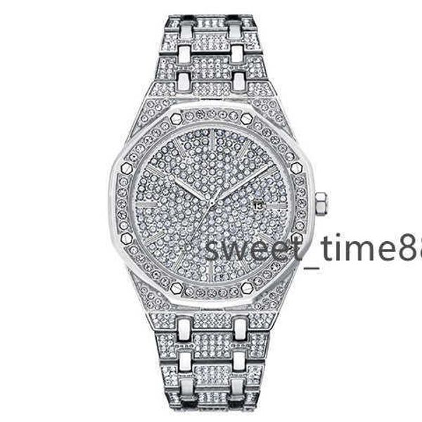 

luxury diamond watch men's watch fashion full diamond large dial waterproof quartz watch men gift, Slivery;black