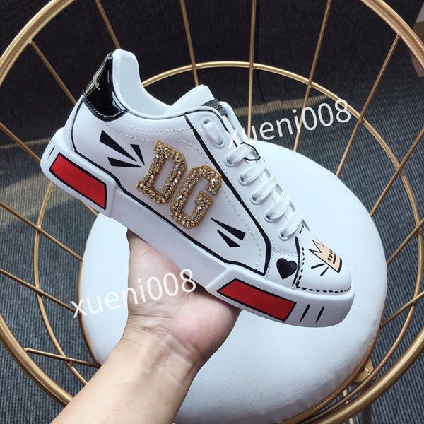 

2023new woman classics brand casual shoes leather lace-up sneaker running trainers letters shoes flat printed sneakers, Red;white