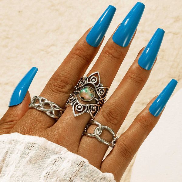

american cross-border retro fried dough twists chain ring hollow geometric rhinestone ring 3-piece set, Silver