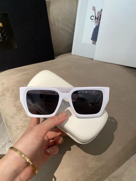 

designer sunglasses classic glasses glasses outdoor beach sunglasses men and women mixed color optional with box, White;black
