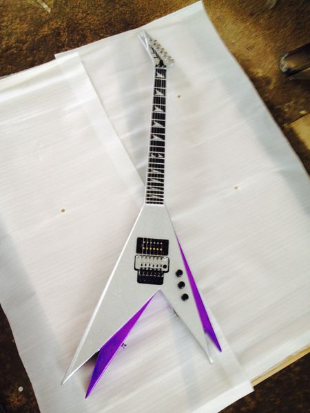 

rare double v jack kiss vinnie vincent metallic purple silver v electric guitar floyd rose tremolo tailpiece, locking nut, chrome hardware