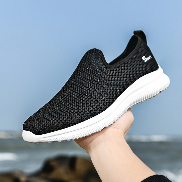

2023 new large size couple shoes mesh breathable lightweight sneakers fashion casual comfortable shoes for men zapatos de mujer, Black