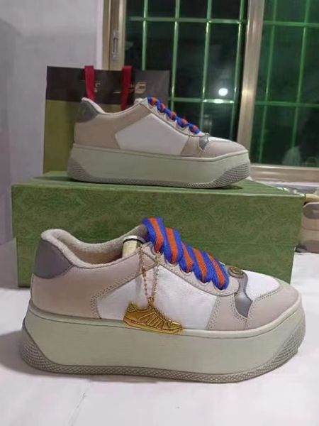 

2023 new designer shoes rhyton sneaker plaid pattern platform classic suede leather sports skateboarding shoe men women running walking blac, Black