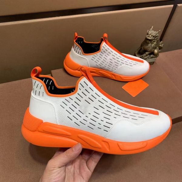 

summer breathable shoes deodorant men's shoes sports casual shoes matching socks high-end slip-on shoes are available in four colors, Black