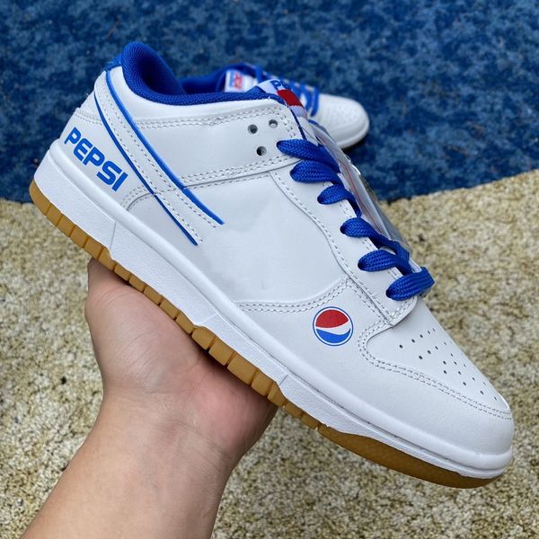 

2023 authentic skateboarder duks low white black blanc noir girls boys lifestyle streetwear spring summer outdoor casual sneakers