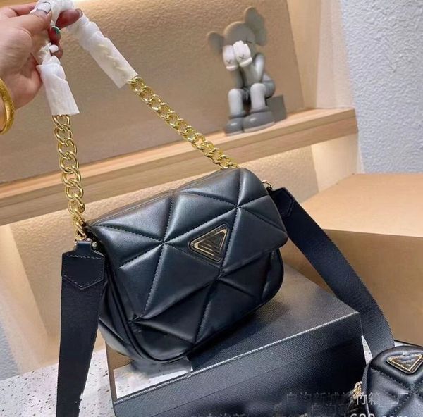 

luxury designer handbag nylon messenger bag classic three-piece suit ladies underarm shoulder wallet fashion retro star black, Black;red