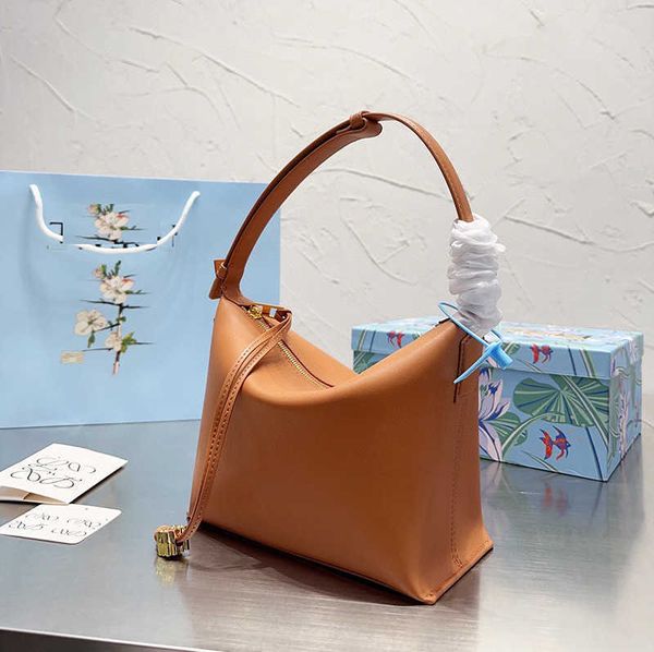 

new hand pattern cubi cowhide lunch box bag large capacity genuine leather handbag one shoulder underarm bento bag for women
