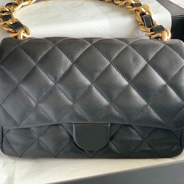 

10a designer bag classic clamshell chain shoulder bag women's crossbody bag backpack leather fashion tote c0162