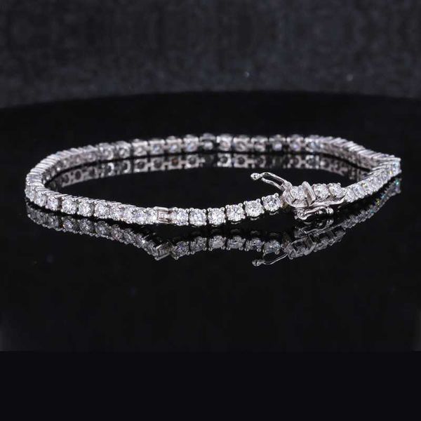 

starsgem customized tennis bracelet 14k gold 2.5mm round brilliant cut moissanite tennis bracelet, Silver