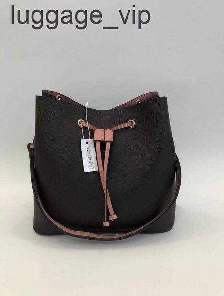

shoulder bags wholesale orignal real leather fashion famous shoulder bag tote designer handbags presbyopic shopping bag purse luxury messeng