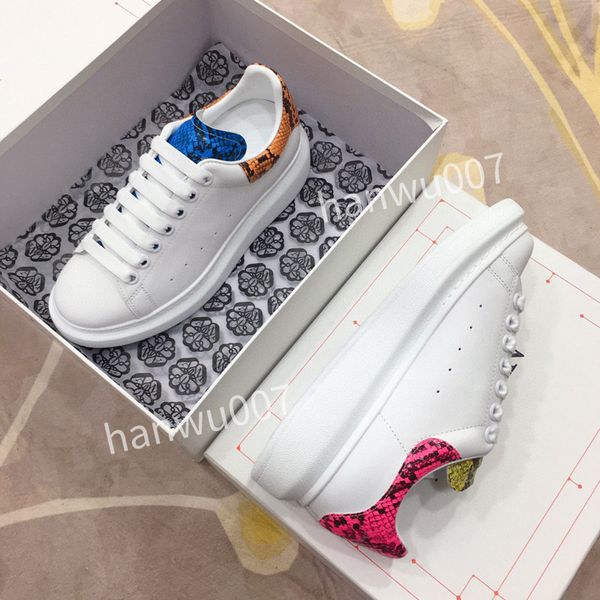 

new man designer shoes sneaker platform classic leather sports skateboarding shoes sneakers running walking black white2023