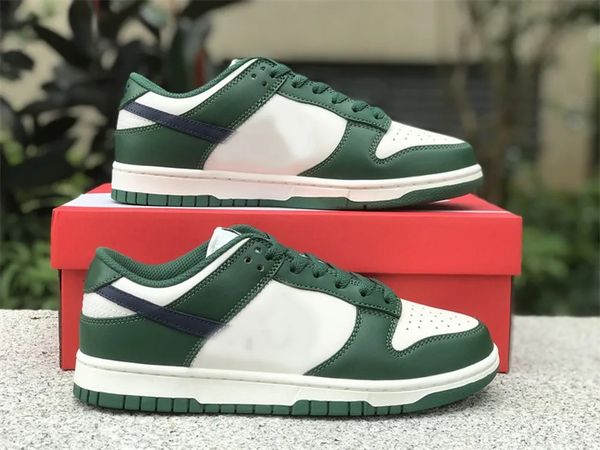 

running shoes dnks gorge green midnight navy dd1503-300 trainer sneakers with original box