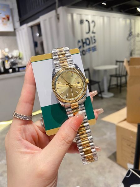 

exquisite, men's watch (neutral), three-pin calendar design, quartz movement, 316 steel original buckle, mineral mirror not afraid of s, Slivery;brown