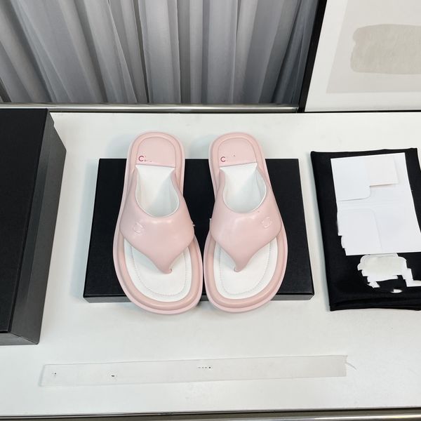 

designer cc beach shoes luxury flip flops slides women leather slippers fashion sandals summer outdoor shoe party footwear nhj2