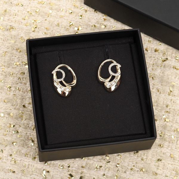 

2023 luxury quality charm special stud earring wth diamond hollw design in 18k gold plated have box stamp ps7096b, Golden