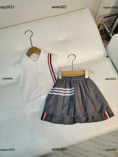

2023 baby tracksuits designer kids skirt set girl summer sets 2pcs sleeveless lapel t-shirt and pleated skirt #multiple product, White