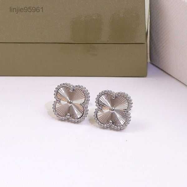 

luxury designer stud earrings clover womens fashion 18k gold jewelry 2mxj4{category}, Golden;silver