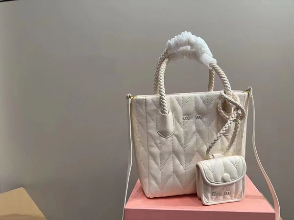 

designer bag women's bag beach bag tote m1u brand small diamond plaid leather braided hand shank carrying coin purse