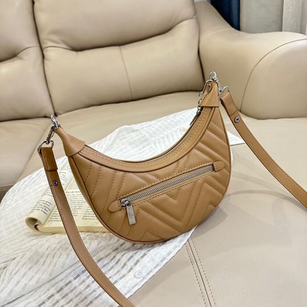 

brand 2024 women's shoulder bags embroidered fashion chain new moon teeth underarm lamb pattern high end versatile one shoulder crossbo