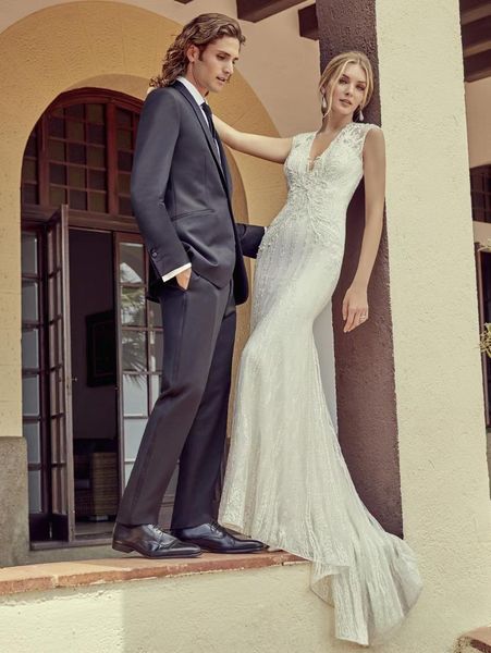 

new simple silhouette elegant temperament embroidered delicate delicate lace fishtail party wedding dress, White