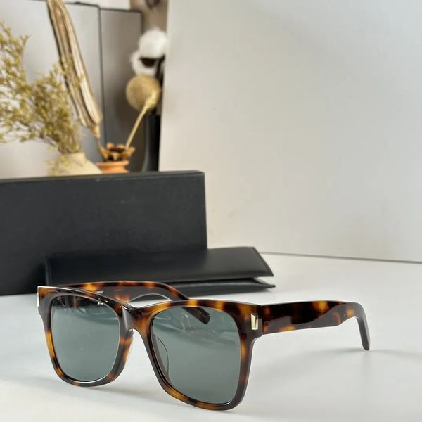 

nline spring designer sunglasses fashion square high comfort model celebrity luxury glasses with box, White;black