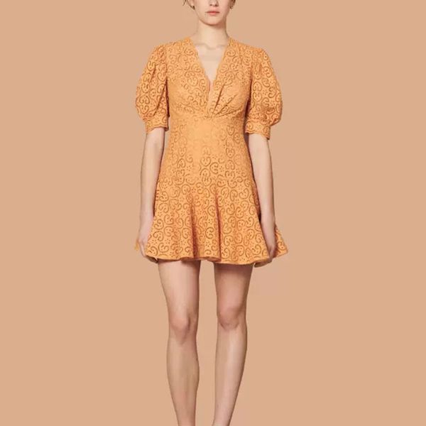 

2023 designer dress summer luxury dress bubble sleeve hook flower short dress v-neck hollow out embroidery flare dress, Black;gray
