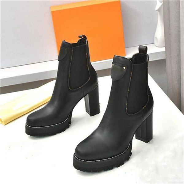 

2023 designer paris platform boots casual style street plain leather block heels woman trim zipper rubber sole desert martin winter sneakers, Black