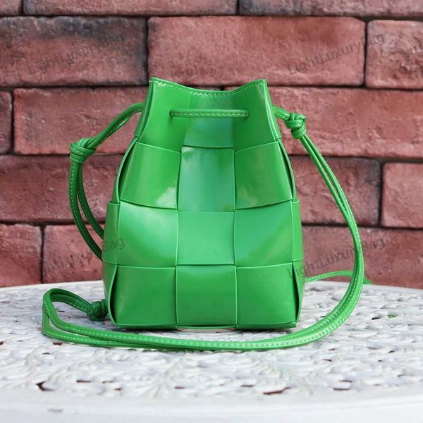 

designer premium leatherdrawstring woven bucket bag fashion in two sizes branded women crossbody bag square bag shoulder bag