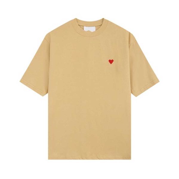 

t shirt for men 2023 springsummer new boyfriend style version with small red heart embroidery on the chest loose and comfortable short sleev, White;black
