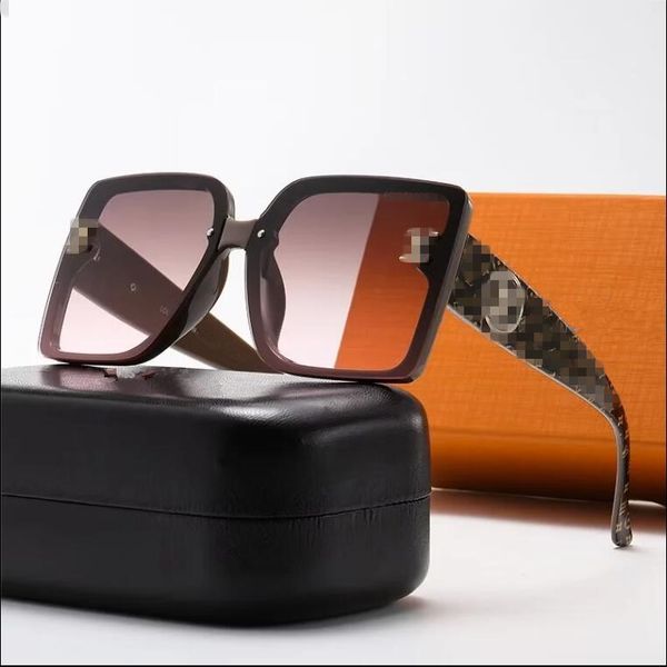 

is the new model still the square large frame trendy retro women's sunglasses, sunglasses, street ps, tourist sunglasses, glasses 1870, White;black