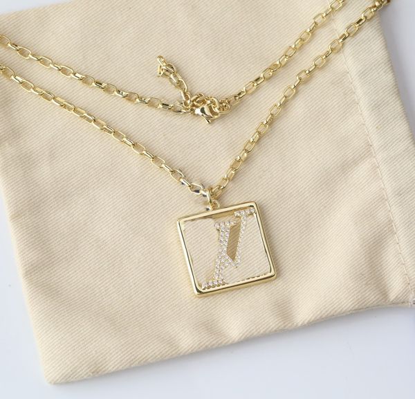 

classic pendant necklace designer designed women's jewelry fashion necklace jewelry new party jewelry gift box, Black