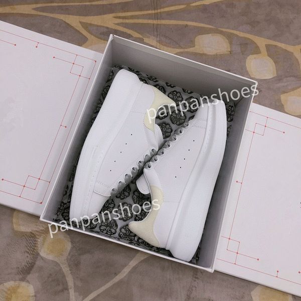 

mans womans designer shoes sneaker platform classic leather sports skateboarding shoes sneakers running walking black white2023