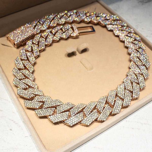 

bust down 4 rows vvs diamond moissanite 24mm iced out cuban link chain, Silver