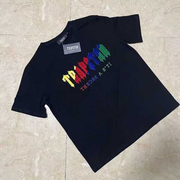 

mens designer t shirts trapstar t shirt designer shirts print letter luxury black and white grey rainbow color summer sports fashion short s, White;black