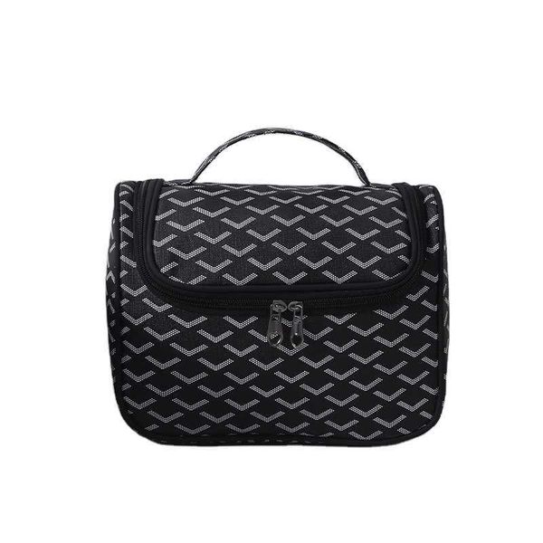 

good quality factory directly geometric custom make up bag cosmetic