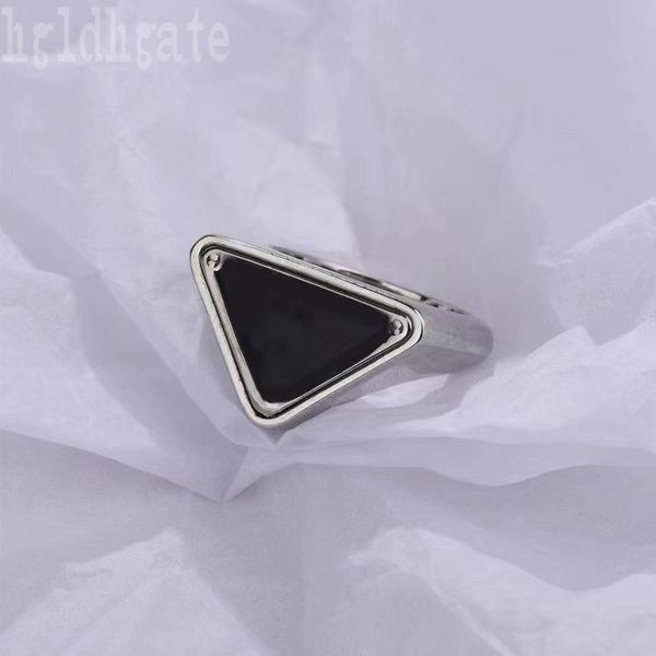 

couple designer rings for women plated silver ring black cjeweler fashion accessories jewelry symbole triangle letter luxury rings hypoaller