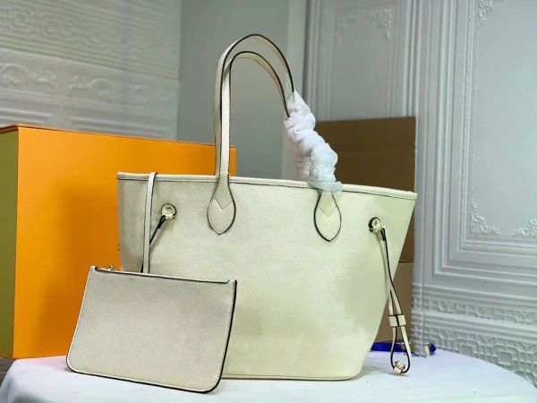 

aaaaa real leather totes woman women luxurys designers bags fashion handbags messenger crossbody shoulder bag wallet lady clutch m8923