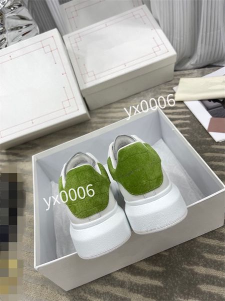 

brand man quality classics sneaker casual shoes trainers dress shoes leather breathable open for change outdoor sports sneakers, Black