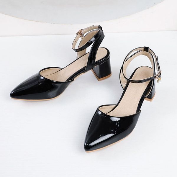 

new thick heel candy color buckle pointed toe sandals for women, Black;white