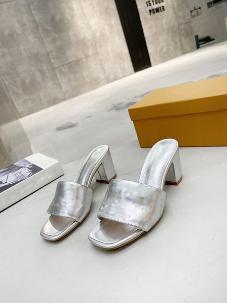 

luxury designer revival embossed flat mule slippers fashion beach sandals womens slides high heels lady summer slipper indoor sandalss, Black