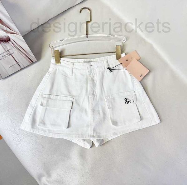 

women's shorts designer 23 summer new girls' casual versatile pocket adhesive logo cotton washing denim skirt pants yi72, White;black