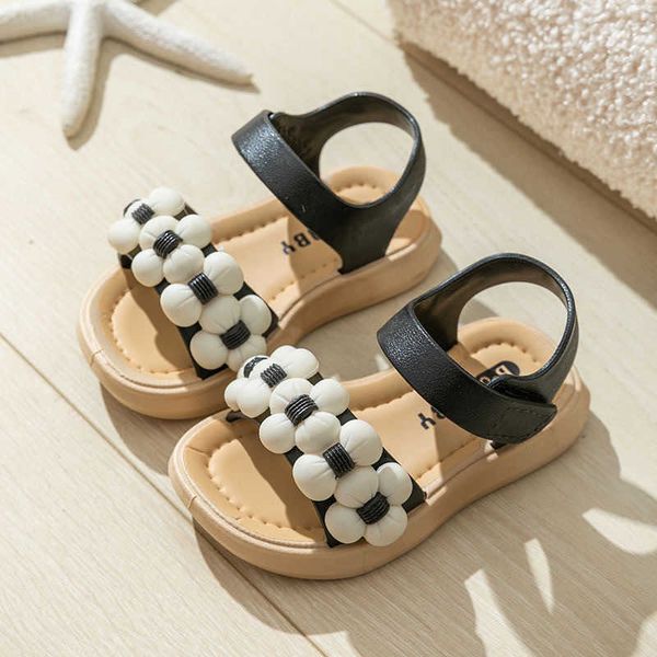 

cute flower korean girls' sandals 2023 new non slip soft hook and loop princess smooth fashion pure black beach shoes g220612, Black;red