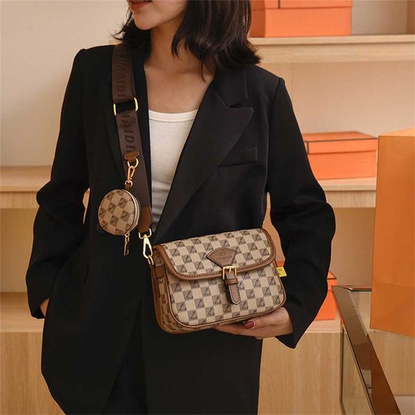 

light luxury one shoulder bag for women 2023 new fashion printed small square bag with high capacity one shoulder crossbody bag 70% outlet s