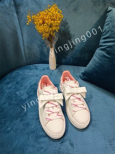 

2023 fashion men shoes designer women leather lace up platform sole sneakers white black mens womens casual shoes