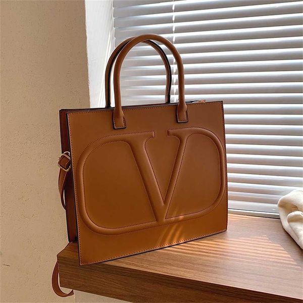

new women's bag handbag large bag shoulder bag crossbody bag commuter bag women's bag killer bag tide 70% outlet store online