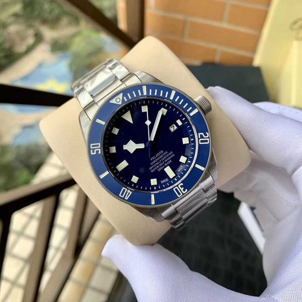 

designer men pelagos movement watch luxury watches yu2hj with mechanical movement black dial date, Slivery;brown