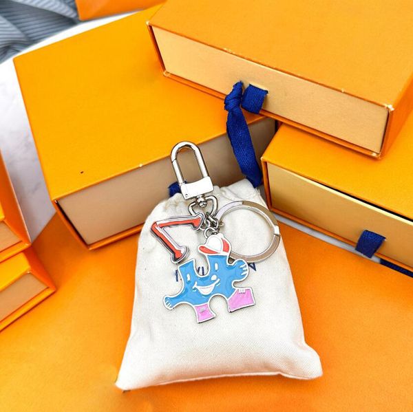 

keychain luxury designer brand key chain men car keyring women buckle keychains bags pendant with box dust bag, Silver