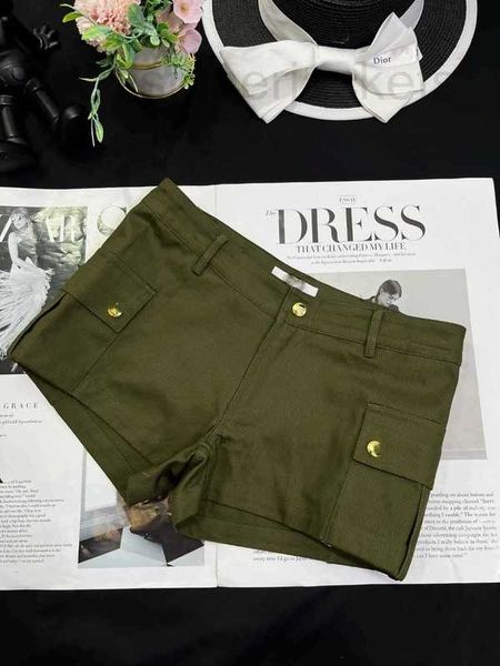 

women's shorts designer summer new commuter style simple and stylish, slim age reducing contrast metal button denim u34z, White;black
