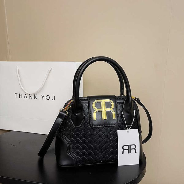 

2023 new handbag single shoulder bag women's fashion texture small square bag crossbody chain trend versatile bag